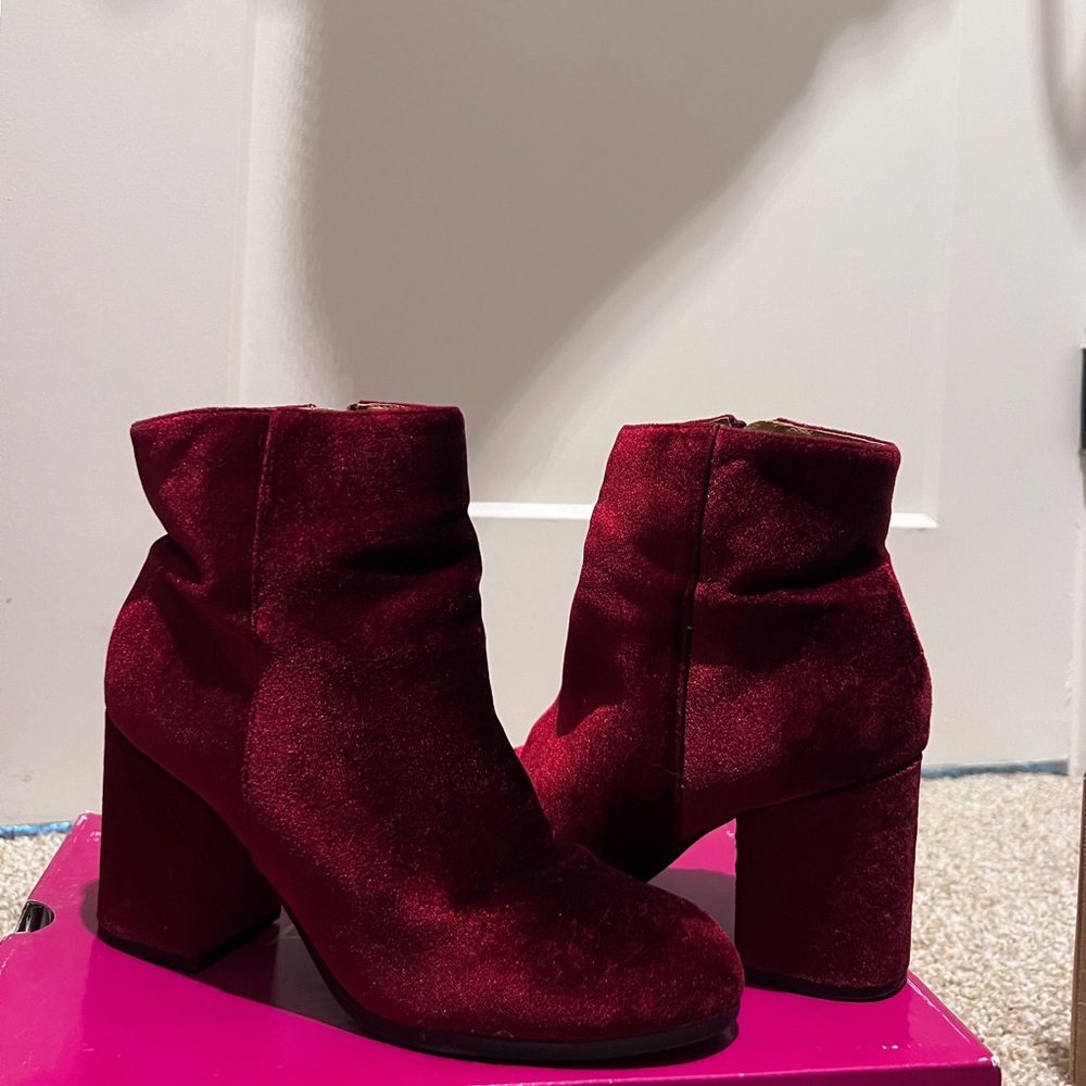Qupid Velvet Mid Boots